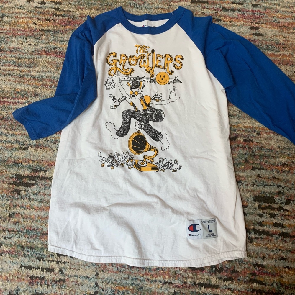 Growlers t shirt men’s large